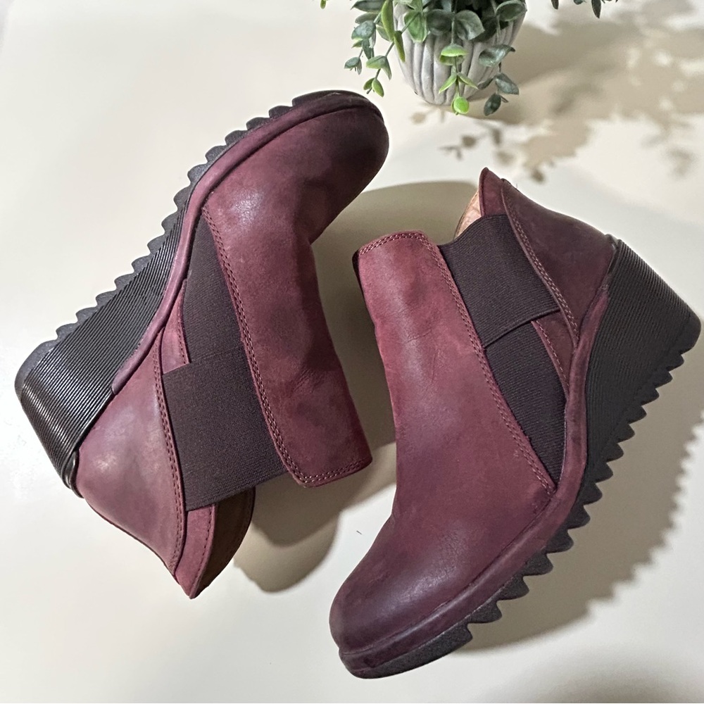 Comfortiva Booties Leather shoes Boots